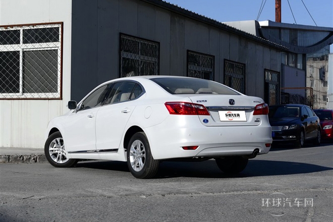 2013款 1.8T 自動精英型 國IV