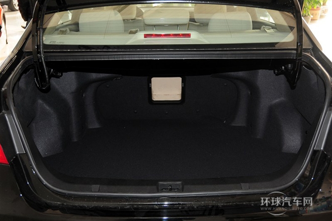 2013款 1.8T 自動(dòng)精英型 國(guó)V