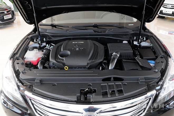 2013款 1.8T 自動旗艦型 國IV