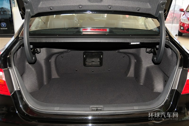 2013款 1.8T 自動旗艦型 國IV