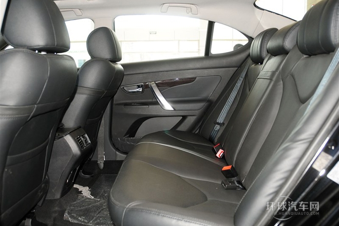 2013款 1.8T 自動旗艦型 國IV