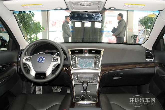 2013款 1.8T 自動旗艦型 國IV