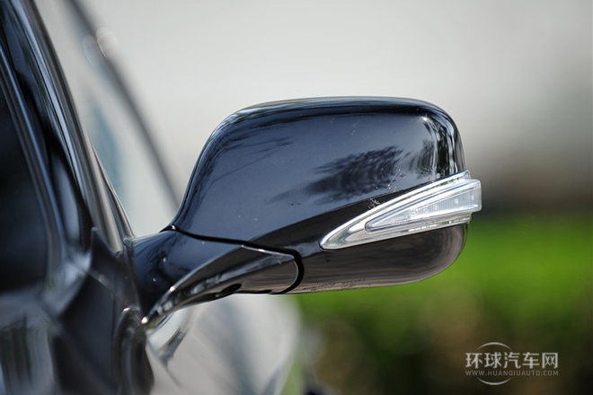 2013款 1.8T 自動旗艦型 國V