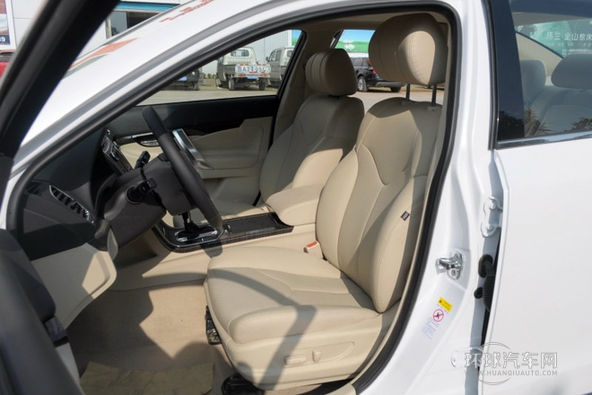 2013款 1.8T 自動(dòng)尊崇型