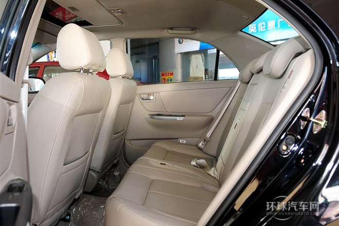 2012款 1.8L 自動尊貴型