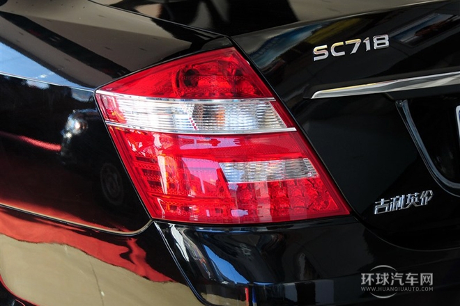 2012款 1.8L 自動尊貴型