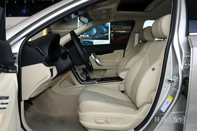 2013款 1.8T 自動尊貴型 國IV