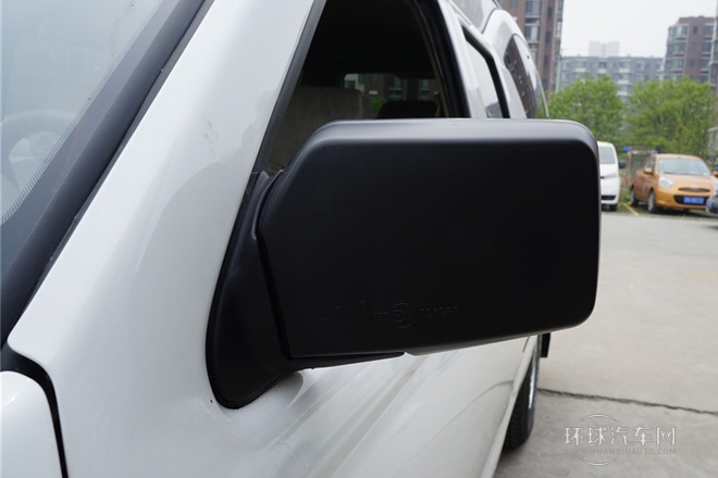 2013款 2.4L兩驅(qū)高級型5座ZN6494