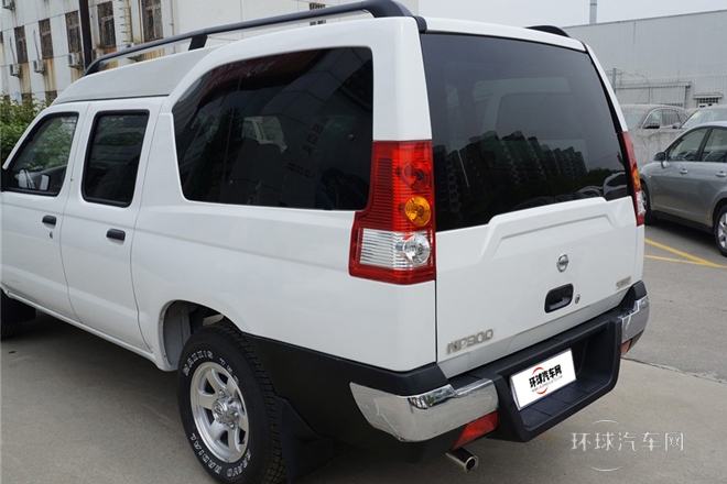 2013款 2.4L兩驅高級型5座ZN6494