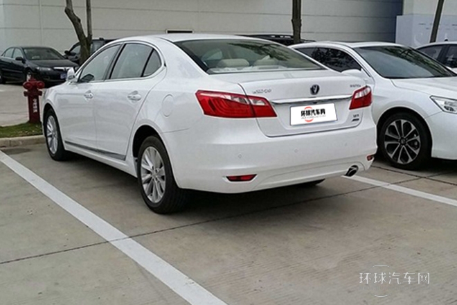 2013款 1.8T 自動尊貴型 國IV