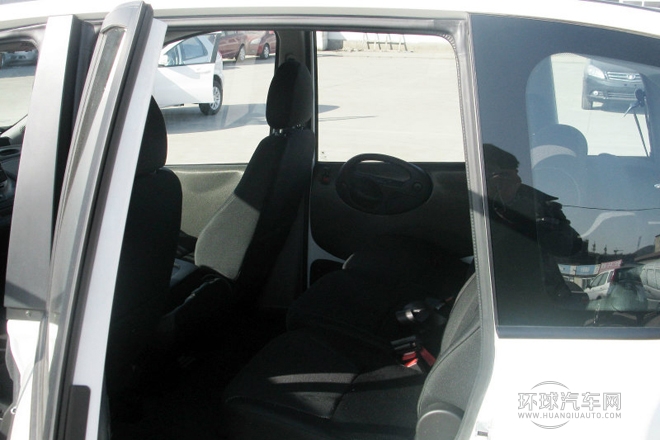 2010款 1.6L 汽油天窗尊貴型5座