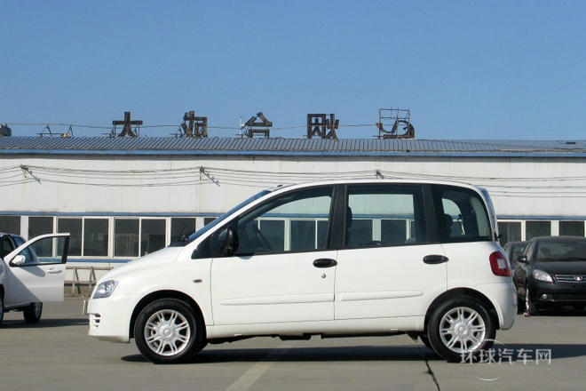 2010款 1.6L 汽油天窗尊貴型5座