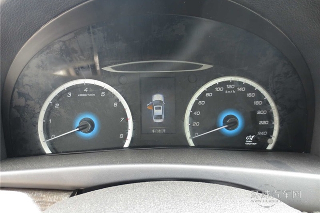 2013款 1.8T 自動尊貴型 國V