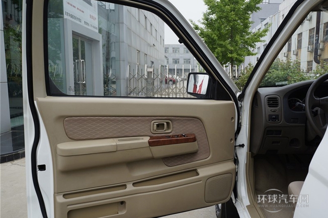 2013款 2.4L四驅(qū)高級型5座ZN6494