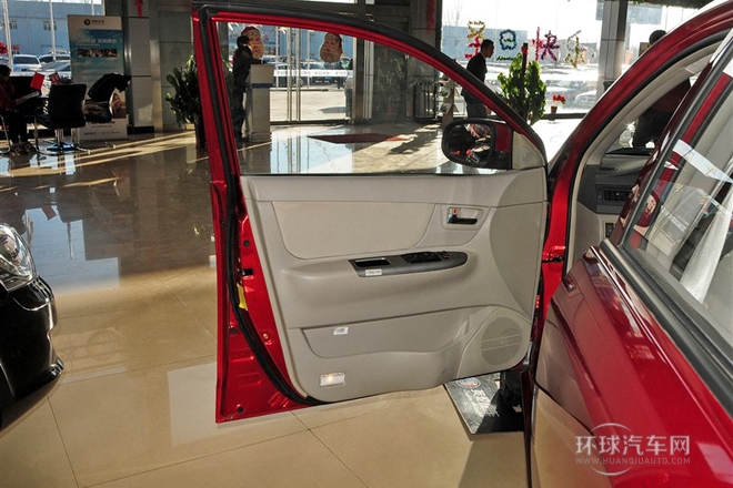 2012款 節(jié)能版 1.5L 手動進(jìn)取型