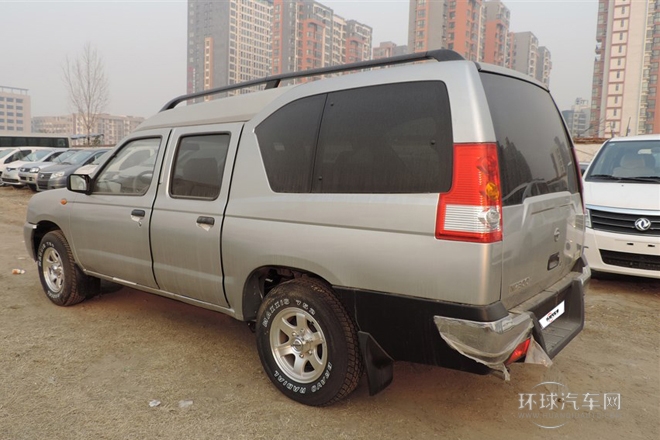 2012款 2.4L兩驅(qū)高級版7座ZN6494