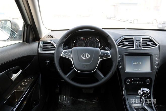 2013款 2.3T 豪華版