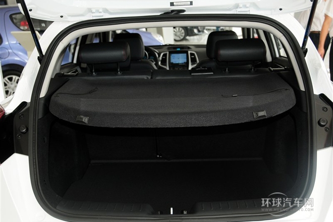2013款 2.0L 手動舒適型 國V