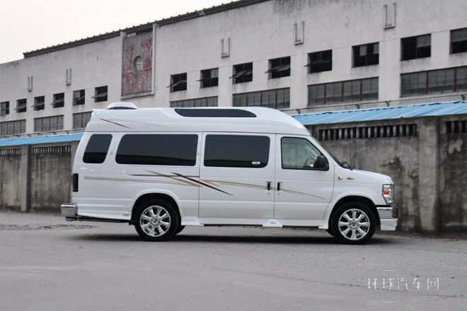 2011款 5.4L 鉑金版