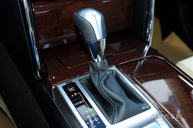 2013款 2.5V 尚銳版