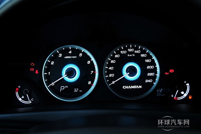 2013款 2.0L 自動豪華型 國IV