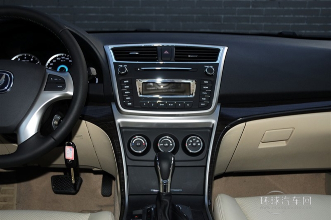 2013款 2.0L 自動(dòng)豪華型 國V