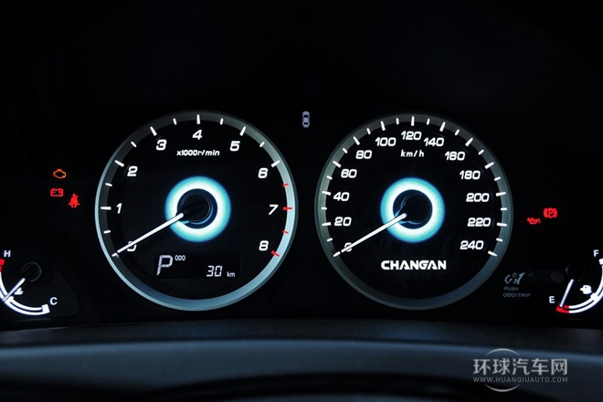 2013款 2.0L 自動豪華型 國V