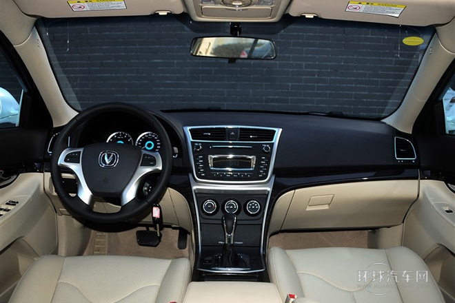 2013款 2.0L 自動(dòng)豪華型 國(guó)V
