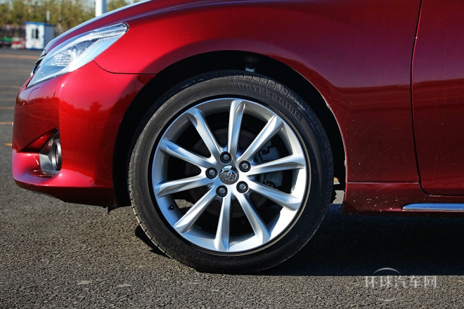 2013款 2.5V 尊銳版