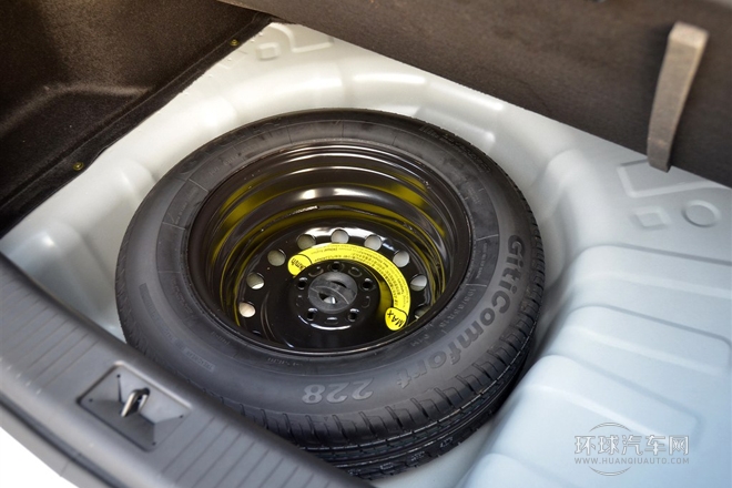 2014款 1.5T 自動(dòng)運(yùn)動(dòng)尊貴型