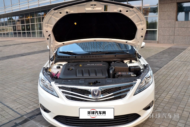 2014款 1.5T 自動(dòng)運(yùn)動(dòng)尊貴型