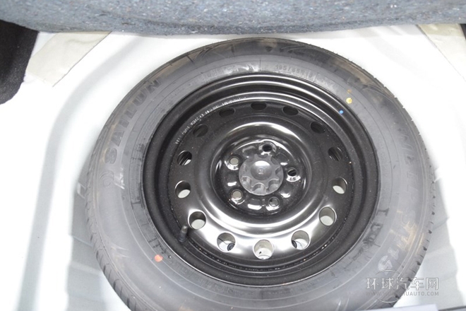 2014款 1.6L 自動尊貴型