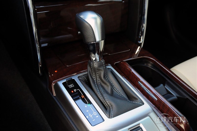 2013款 2.5V 尊銳導航版