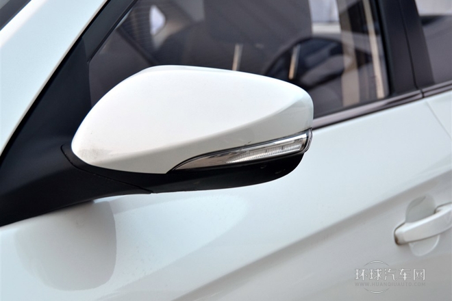 2014款 1.5T 自動(dòng)運(yùn)動(dòng)尊貴型