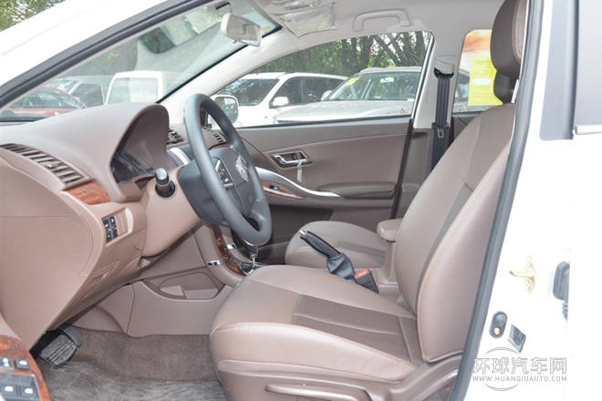 2014款 1.6L 自動尊貴型