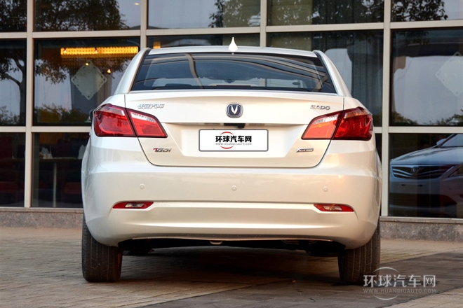 2014款 1.5T 自動運動尊貴型