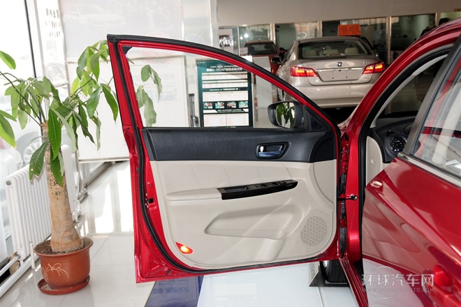 2014款 1.6L 手動豪華型