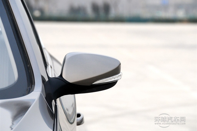 2014款 1.6L 手動尊貴型