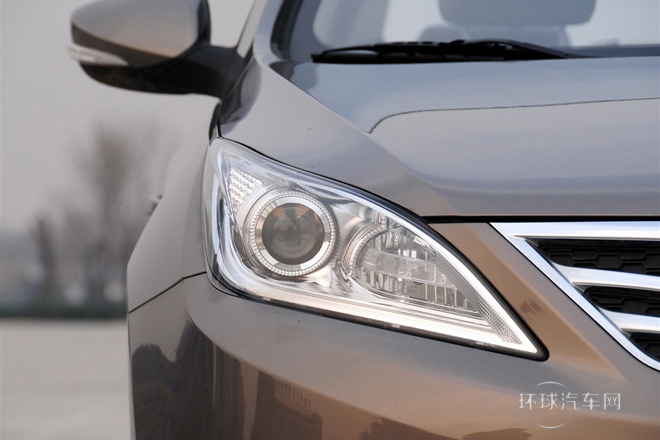 2014款 1.6L 手動尊貴型