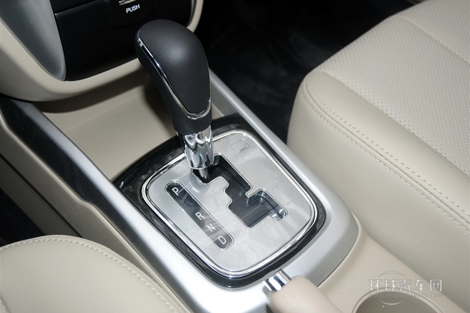 2014款 1.6L 自動(dòng)豪華型