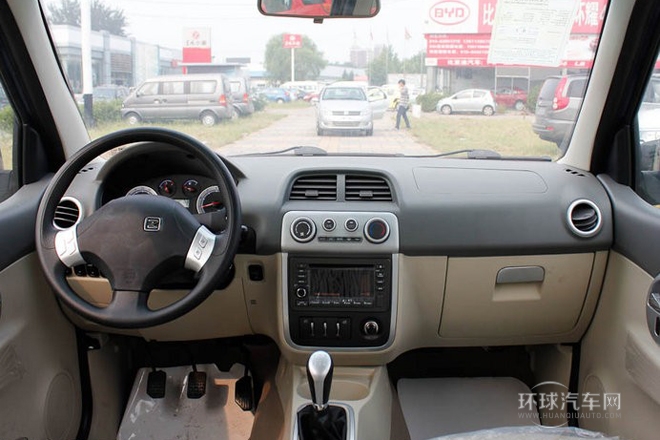 2011款 1.3L 手動舒適型