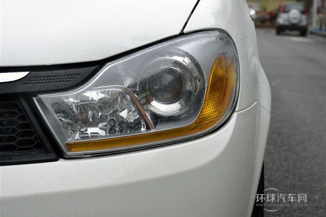 2011款 1.5L 自動豪華型