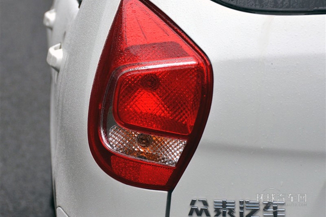 2011款 1.5L 自動(dòng)豪華型