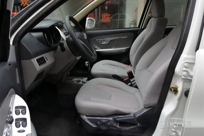 2011款 1.5L 自動豪華型