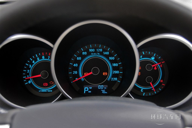 2014款 1.6L 自動尊貴型