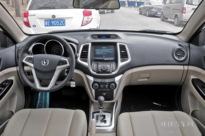 2014款 1.6L 自動尊貴型