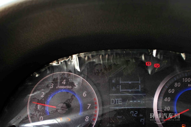 2014款 1.5L 手動精英型