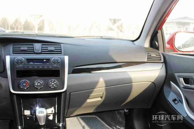 2014款 1.5L 手動(dòng)精英型