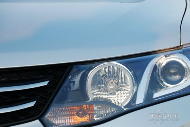 2014款 1.5L 手動豪華型