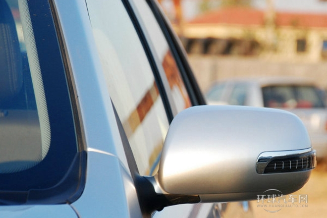 2014款 1.5L 手動豪華型